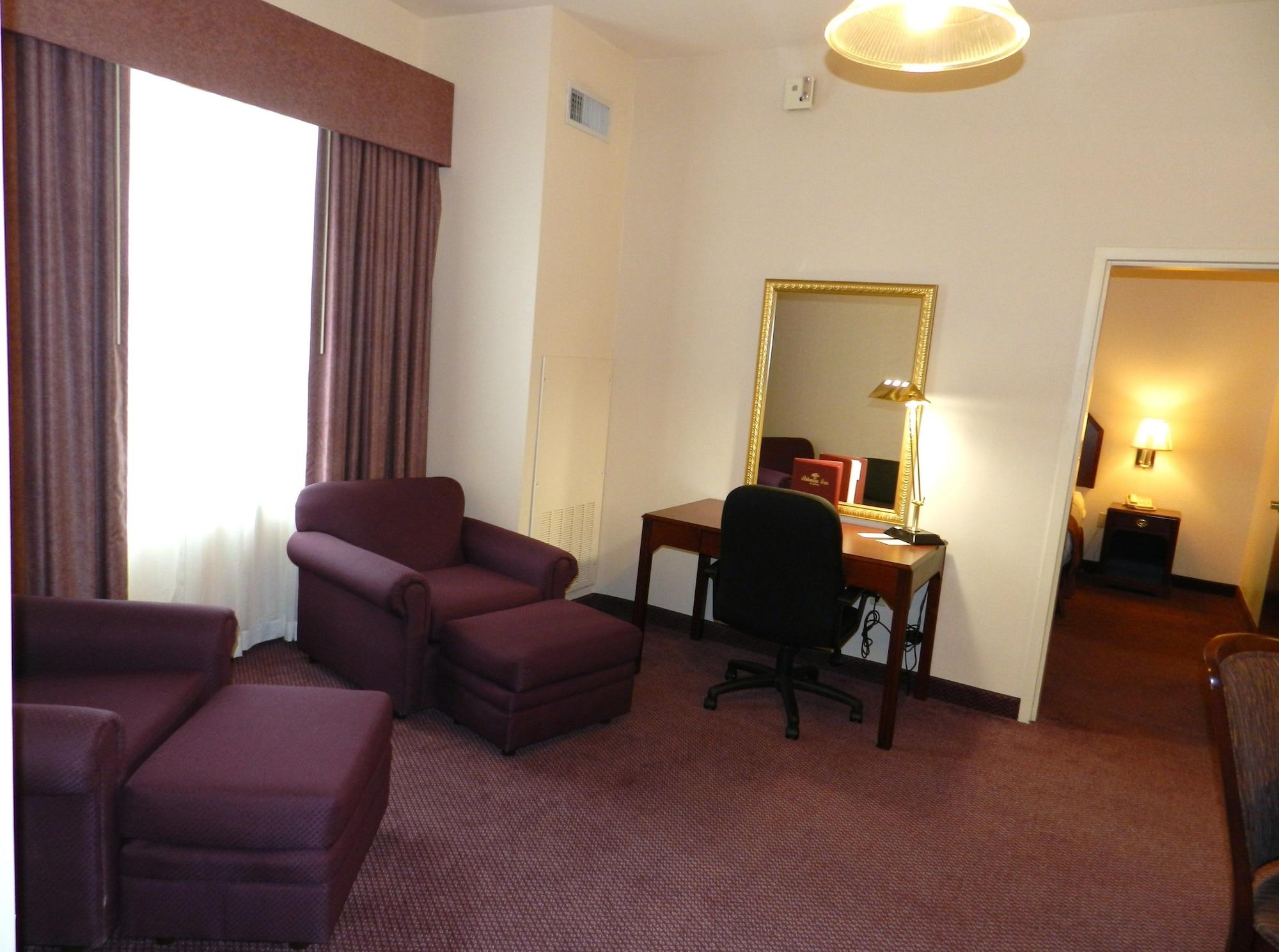 Spark By Hilton East Hotel 3*