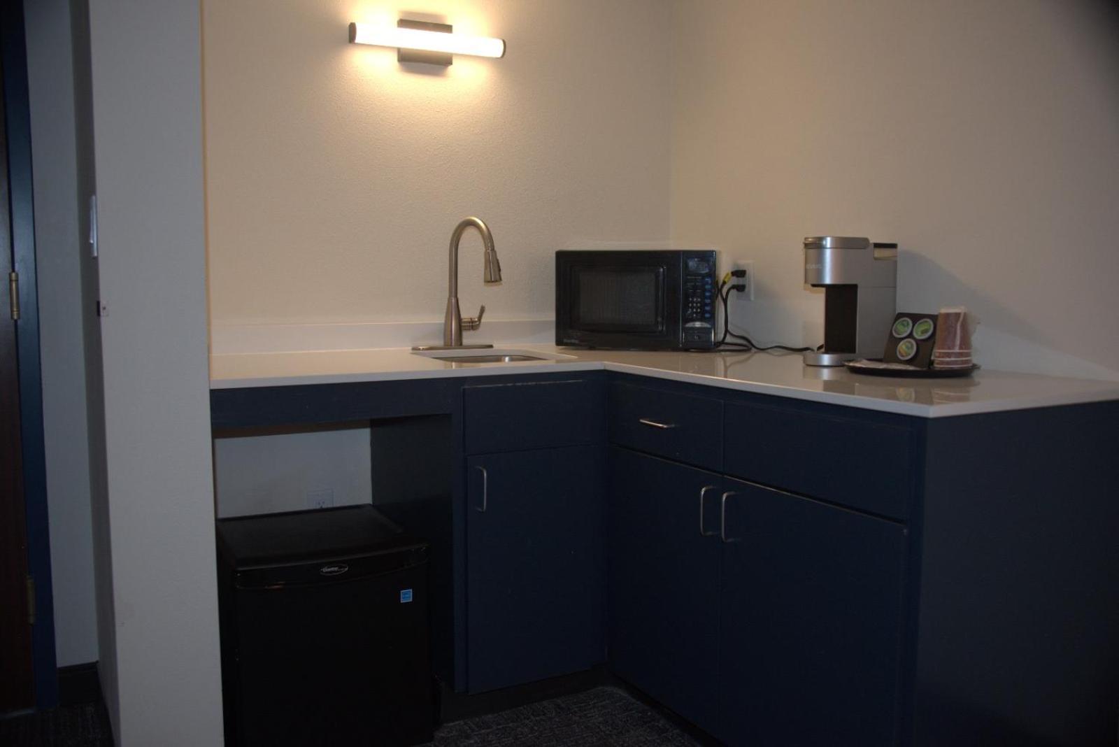 Spark By Hilton East 3*