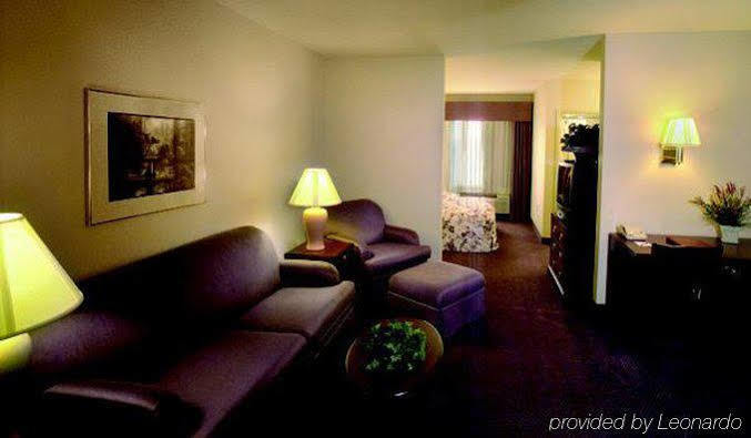 Spark By Hilton East Hotel 3*
